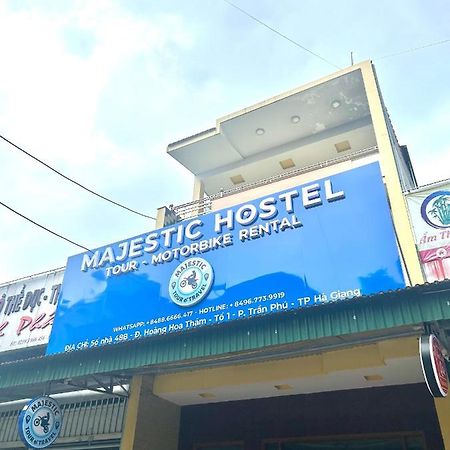 Majestic Hostel - Tour & Motorbike Rental Хазянг Экстерьер фото